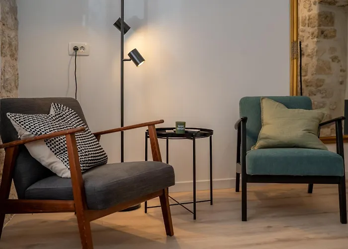 Stylish Private Historia In Old Town Guest house